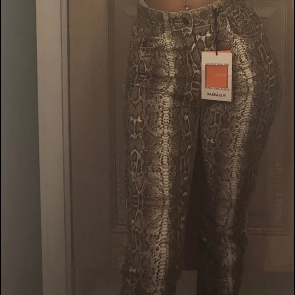 Pull & bear pants